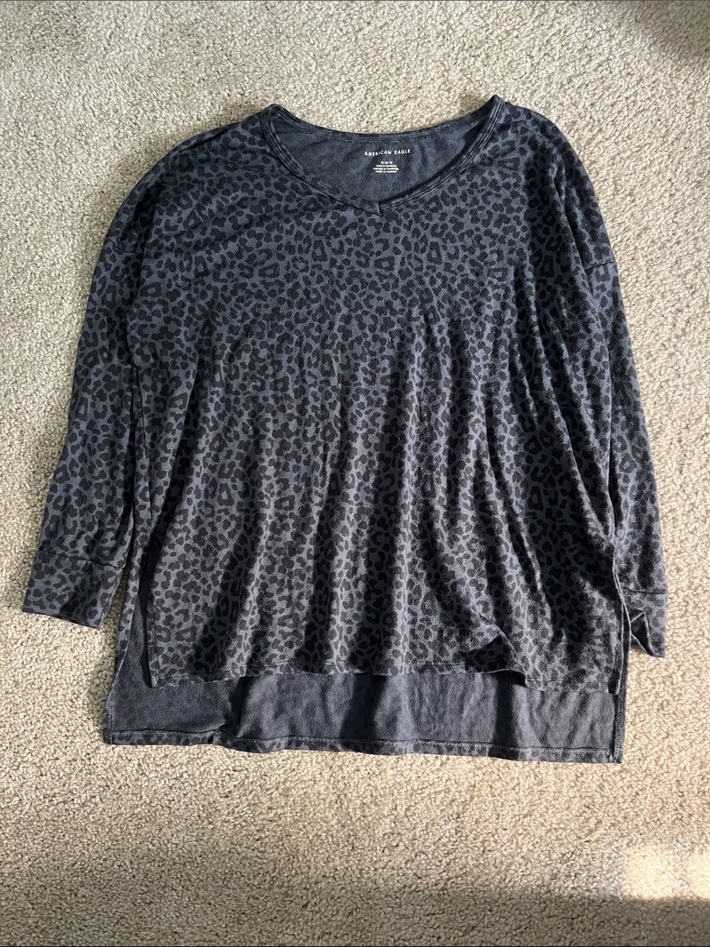 American Eagle Gray Leopard Print Long Sleeve Top